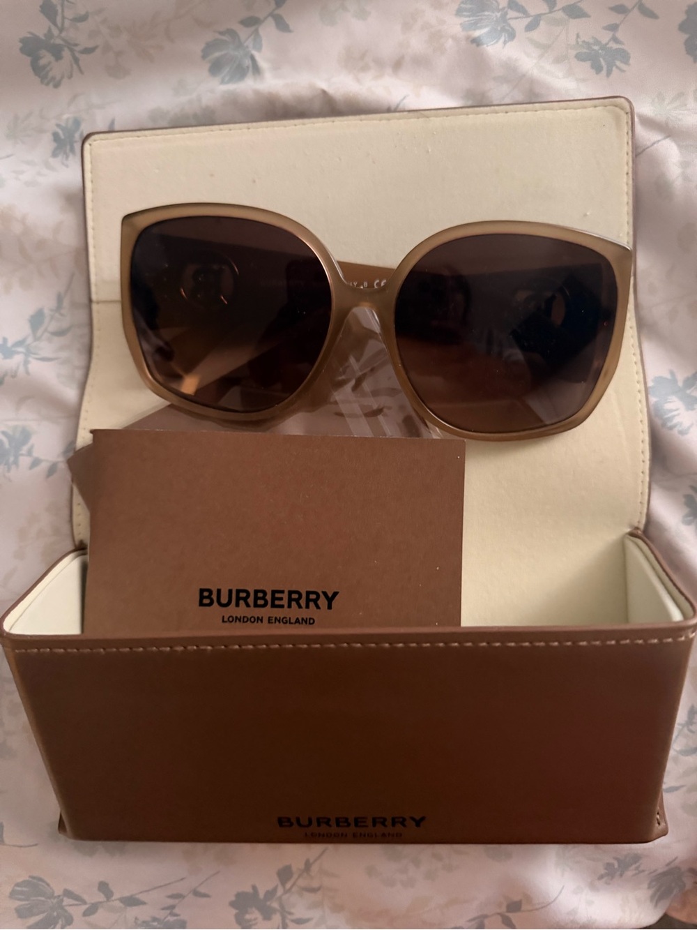 Burberry Brown Gradient Oversized Square Sunglasses